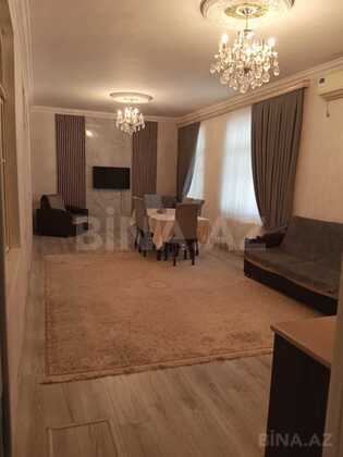 4 otaqlı Həyət evi/Bağ evi, İnşaatçılar m., Bakı