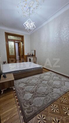 4 otaqlı Köhnə tikili, Nəsimi r., Bakı