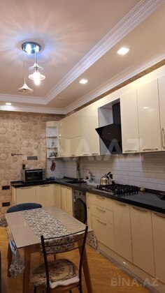 4 otaqlı Yeni tikili, Qara Qarayev m., Bakı