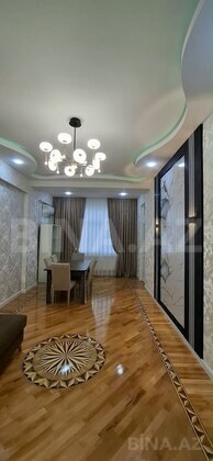 3 otaqlı Yeni tikili, Xırdalan