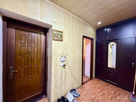 2 otaqlı Köhnə tikili, Qara Qarayev m., Bakı