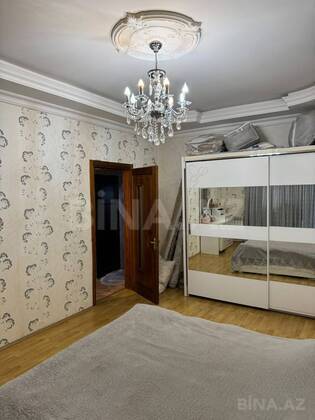 3 otaqlı Köhnə tikili, Neftçilər m., Bakı