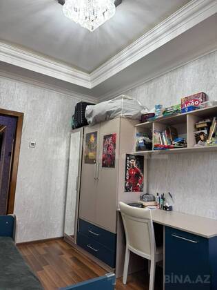 3 otaqlı Köhnə tikili, Neftçilər m., Bakı