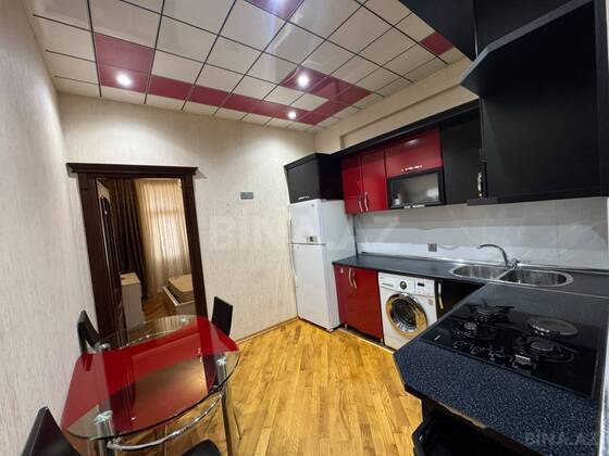 3 otaqlı Yeni tikili, Neftçilər m., Bakı