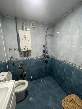 3 otaqlı Köhnə tikili, Qara Qarayev m., Bakı
