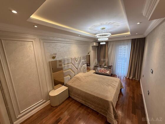 4 otaqlı Yeni tikili, Nizami m., Bakı
