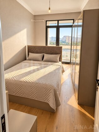 3 otaqlı Yeni tikili, İnşaatçılar m., Bakı