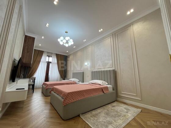 4 otaqlı Yeni tikili, Nizami m., Bakı