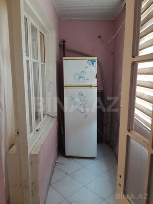 2 otaqlı Köhnə tikili, Şah İsmayıl Xətai m., Bakı