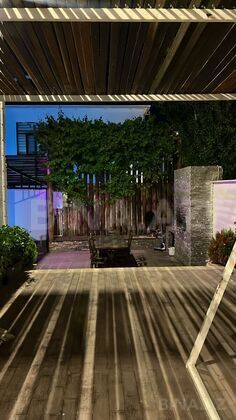 5 otaqlı Həyət evi/Bağ evi, Şüvəlan q., Bakı