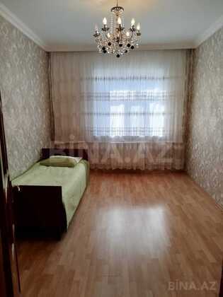 4 otaqlı Köhnə tikili, İnşaatçılar m., Bakı