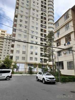 2 otaqlı Köhnə tikili, Neftçilər m., Bakı