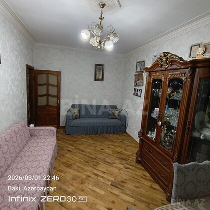 2 otaqlı Köhnə tikili, Massiv D q., Bakı