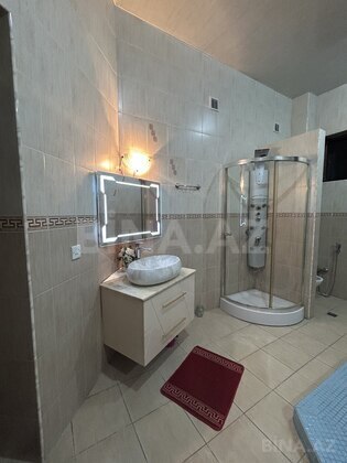10 otaqlı Həyət evi/Bağ evi, Qara Qarayev m., Bakı