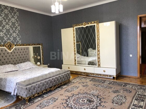 10 otaqlı Həyət evi/Bağ evi, Qara Qarayev m., Bakı
