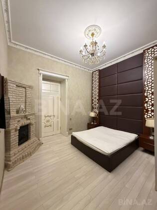 5 otaqlı Köhnə tikili, Sahil m., Bakı