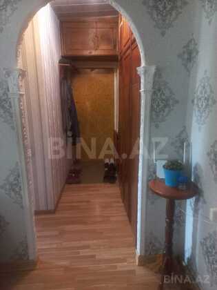 3 otaqlı Köhnə tikili, Qara Qarayev m., Bakı