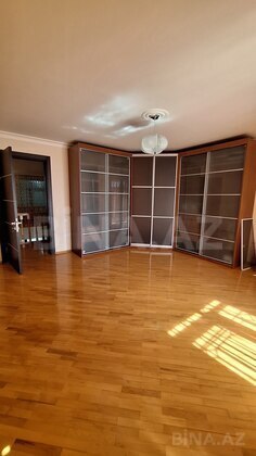 10 otaqlı Həyət evi/Bağ evi, Səbail r., Bakı