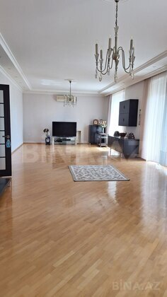 10 otaqlı Həyət evi/Bağ evi, Səbail r., Bakı