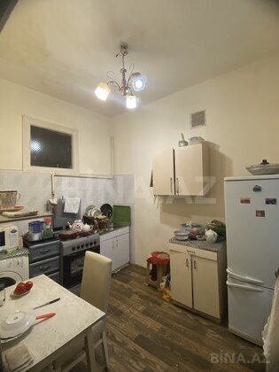 2 otaqlı Köhnə tikili, Bakıxanov q., Bakı