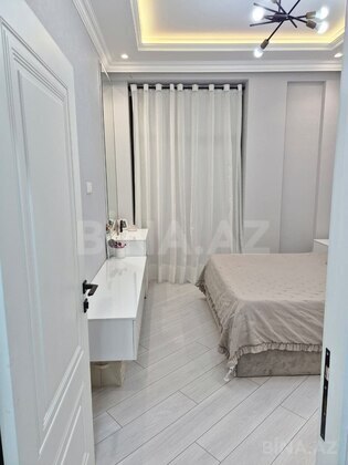 2 otaqlı Yeni tikili, 8 Noyabr m., Bakı