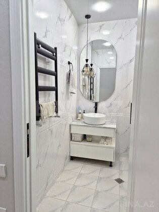 2 otaqlı Yeni tikili, 8 Noyabr m., Bakı