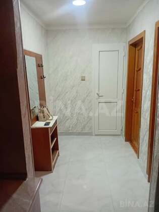 2 otaqlı Köhnə tikili, 8-ci mikrorayon q., Bakı