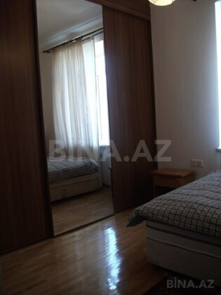 5 otaqlı Köhnə tikili, Nəsimi r., Bakı