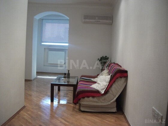 5 otaqlı Köhnə tikili, Nəsimi r., Bakı