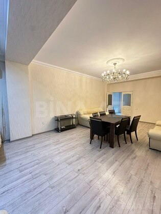 4 otaqlı Yeni tikili, 8 Noyabr m., Bakı