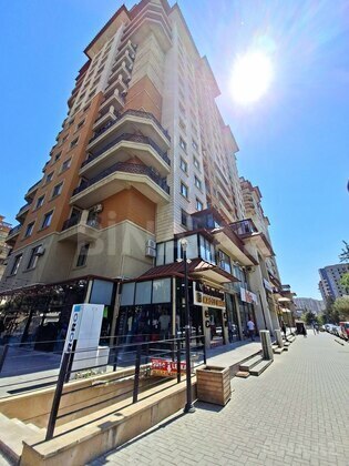 2 otaqlı Yeni tikili, Qara Qarayev m., Bakı