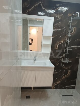 3 otaqlı Köhnə tikili, Xalqlar Dostluğu m., Bakı