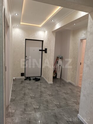 3 otaqlı Köhnə tikili, Xalqlar Dostluğu m., Bakı