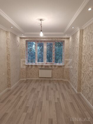 3 otaqlı Köhnə tikili, Xalqlar Dostluğu m., Bakı