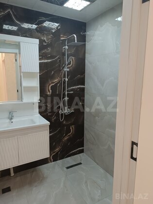 3 otaqlı Köhnə tikili, Xalqlar Dostluğu m., Bakı