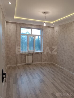 3 otaqlı Köhnə tikili, Xalqlar Dostluğu m., Bakı