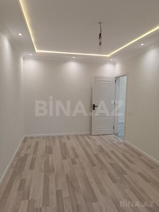 3 otaqlı Köhnə tikili, Xalqlar Dostluğu m., Bakı
