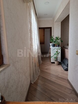 3 otaqlı Köhnə tikili, Həzi Aslanov m., Bakı