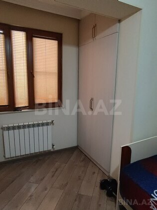 3 otaqlı Köhnə tikili, Həzi Aslanov m., Bakı