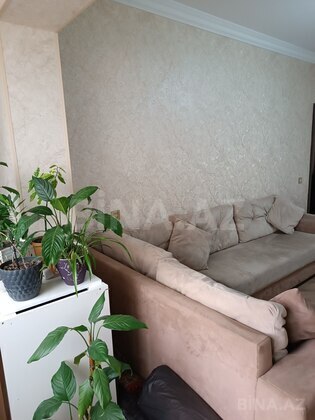 3 otaqlı Köhnə tikili, Həzi Aslanov m., Bakı