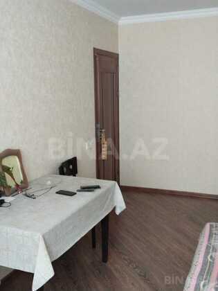 3 otaqlı Köhnə tikili, Həzi Aslanov m., Bakı
