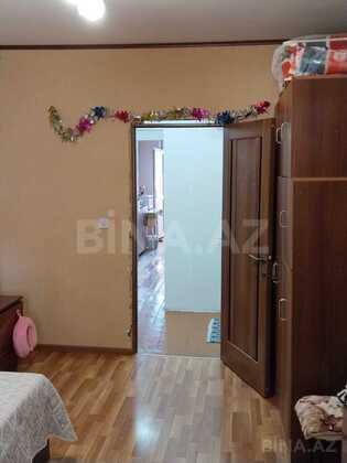 3 otaqlı Köhnə tikili, Həzi Aslanov m., Bakı