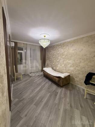 2 otaqlı Köhnə tikili, Memar Əcəmi m., Bakı