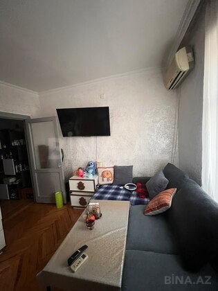 1 otaqlı Köhnə tikili, Bakıxanov q., Bakı