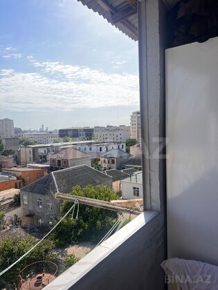 1 otaqlı Köhnə tikili, Bakıxanov q., Bakı