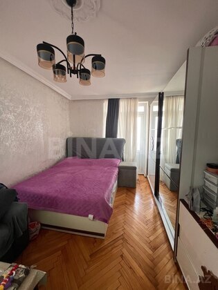 1 otaqlı Köhnə tikili, Bakıxanov q., Bakı