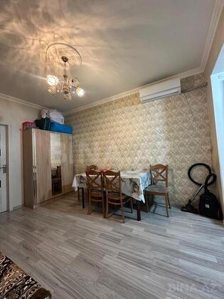 3 otaqlı Köhnə tikili, 20 Yanvar m., Bakı