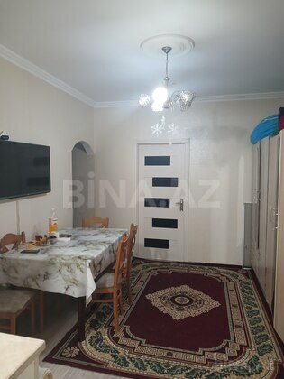3 otaqlı Köhnə tikili, 20 Yanvar m., Bakı