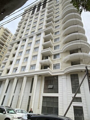 3 otaqlı Yeni tikili, 28 May m., Bakı