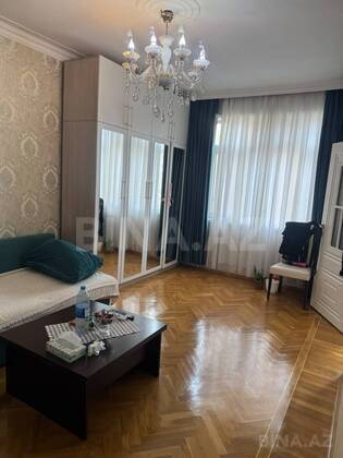 2 otaqlı Köhnə tikili, 20 Yanvar m., Bakı